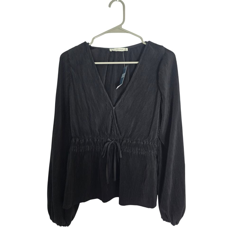 Abercrombie & Fitch Black Pleated Blouse Women’s Medium NWT Tie Waist Peplum Top